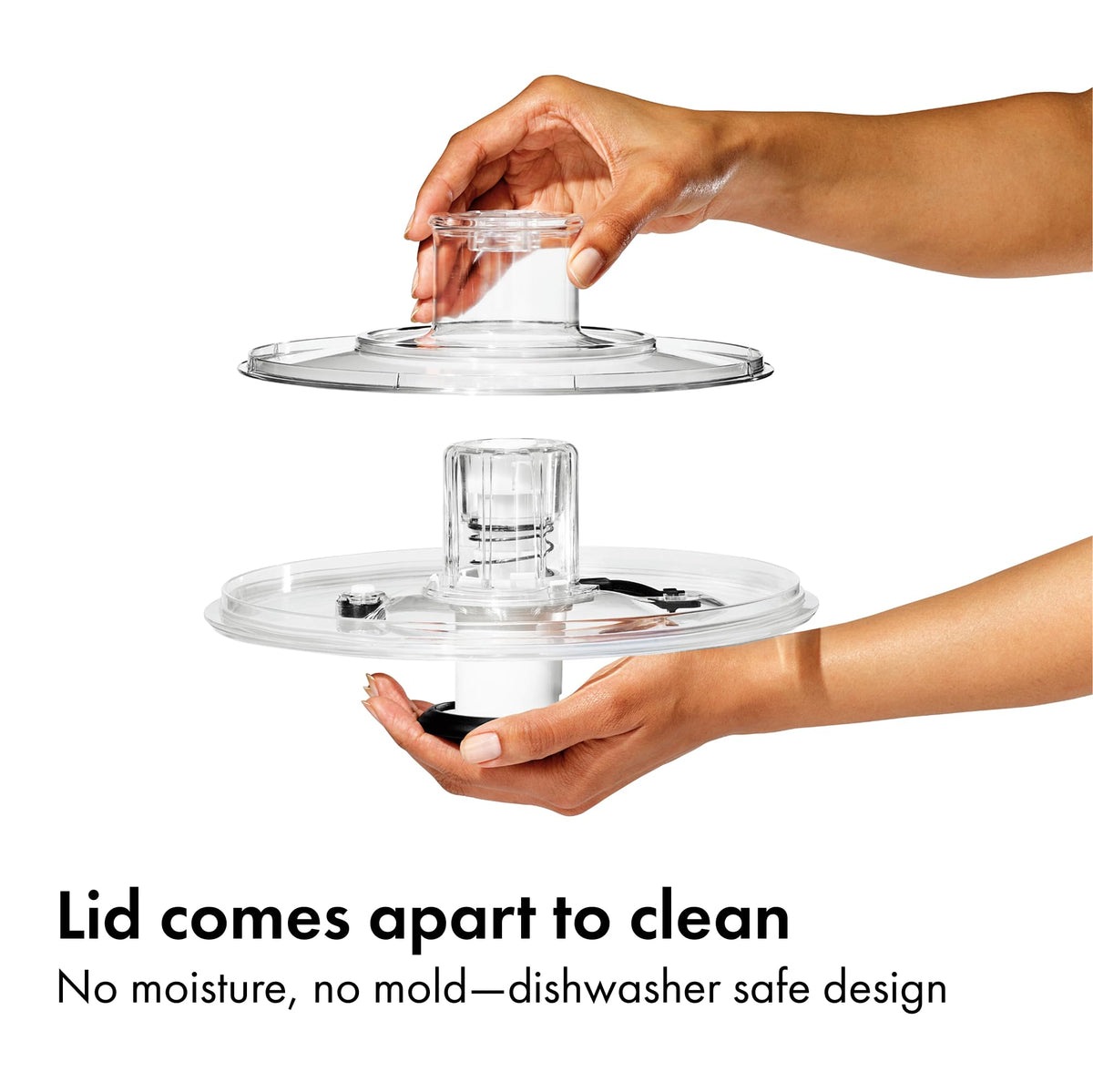 OXO Good Grips Salad Spinner | Lettuce Spinner | Fruit Washer | Fruit Washing Bowl with Strainer | Vegetable Cleaner | Salad Cleaner | Lettuce Washer | 6.22 Quart Capacity OXO